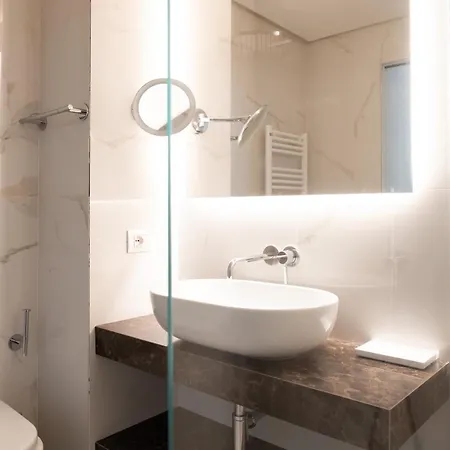 Elegante E Raffinato Bilocale B In Piazza Affari Apartment *