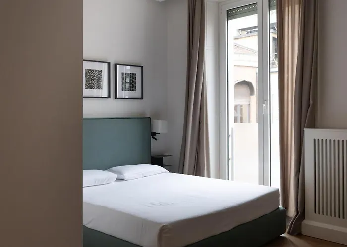 Elegante E Raffinato Bilocale B In Piazza Affari *